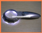 magnifier with light